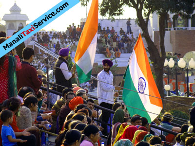 Wagah border Amritsar sight seeing, wagah border celebrations. famous wagah border pictures amritsar