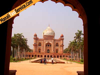 Local Sightseeing Tour in Delhi