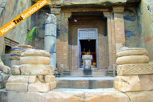 Masroor Rock Cut Temple Images, Masroor Heritage Temple, Masroor Temple Distance from Dharamshala, Dharamshala Sightseeing Details, Pictures of Masroor Rock Temple